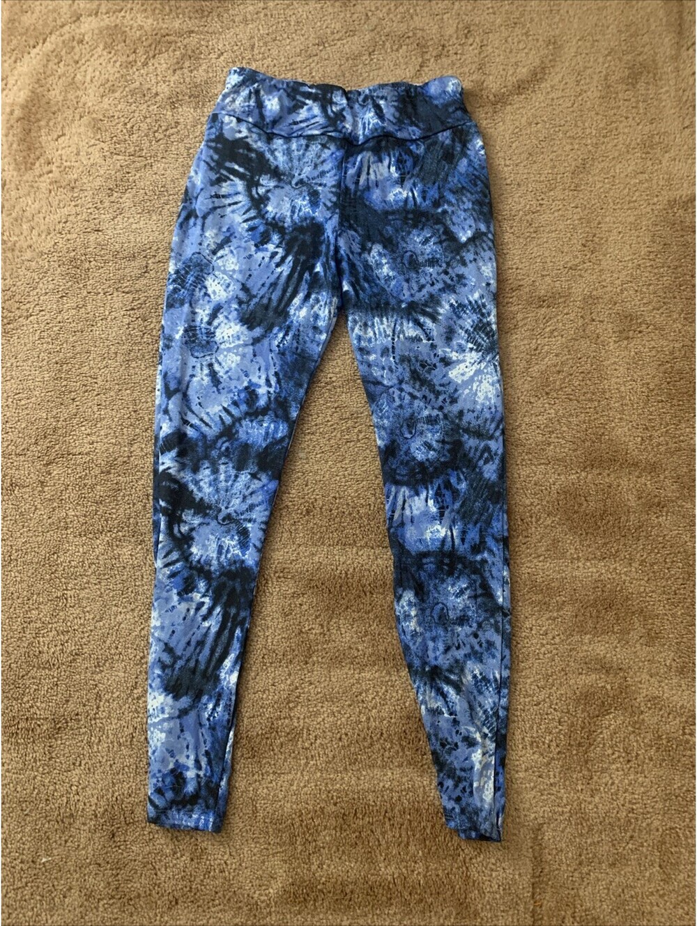 InLuv Blue Tie Dye Workout Leggings 90% Polyester 10% Spandex Size Medium